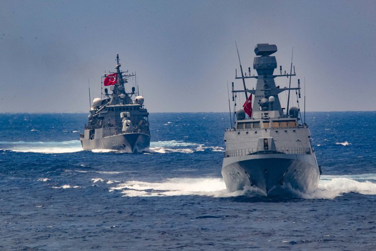 Imaginea articolului „Războiul calculat al lui Erdogan”: Die Welt susţine că preşedintele Turciei le-a cerut generalilor săi să scufunde o navă grecească