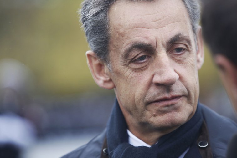 Imaginea articolului Nicolas Sarkozy creează polemici după declaraţiile privind cartea „10 negri mititei”

