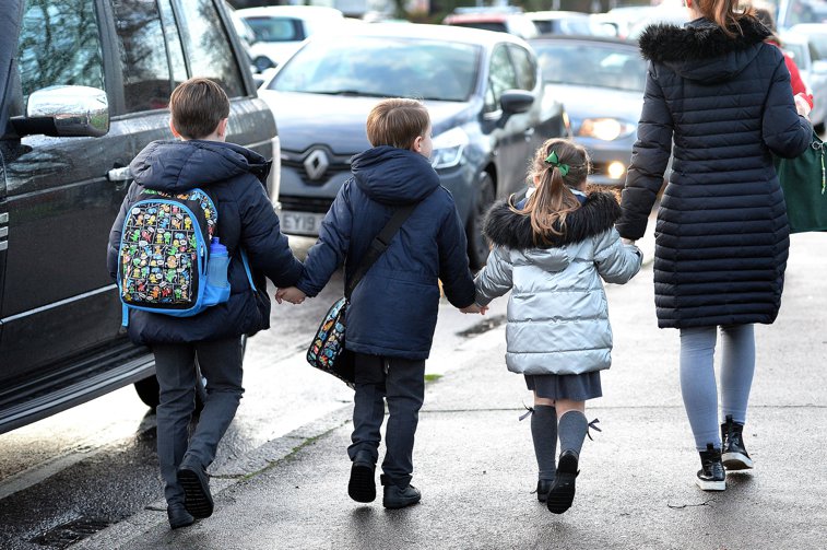 Imaginea articolului Britanicii plătesc şcolarizarea, iar copiii lor sunt testaţi anti-COVID