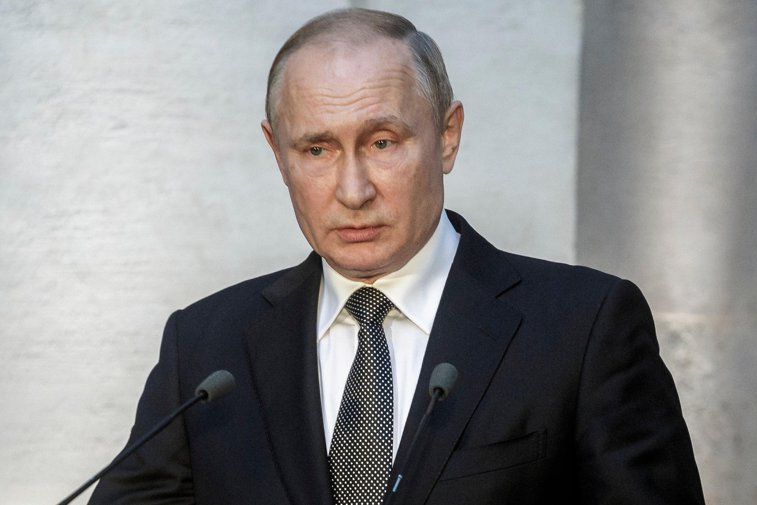 Imaginea articolului ANALIZĂ: Rusia este înconjurată de crize. Este acesta un semn că puterea lui Putin scade?