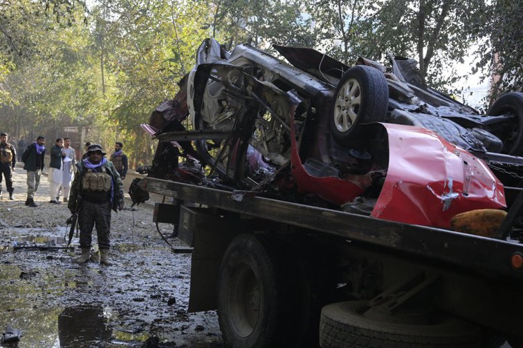 Imaginea articolului FOTO Atac cu bombă în Afghanistan. Trei persoane, printre care şi un fost prezentator de televiziune, au fost ucise 