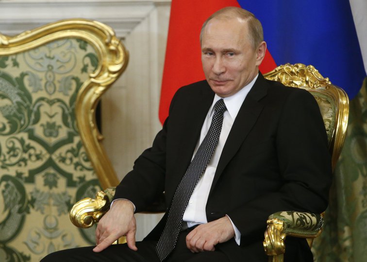 Imaginea articolului Impozit progresiv în Rusia. Vladimir Putin aprobă majorarea impozitului pe venit pentru cei cu salarii mari
