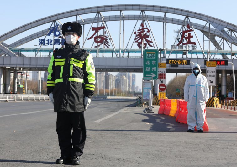 Imaginea articolului Lockdown înainte de Anul Nou Chinezesc: 11 milioane de oameni sub restricţii dure, după depistarea a 120 de cazuri COVID-19