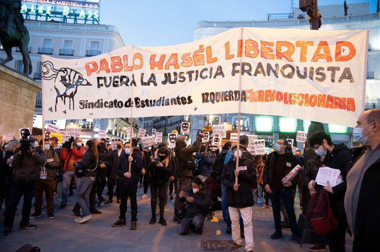 Imaginea articolului A doua noapte de proteste masive în Spania după arestarea unui rapper care a insultat monarhia