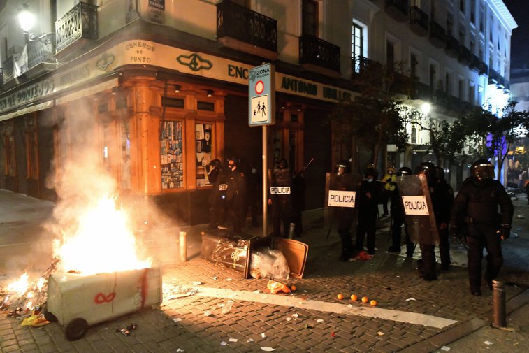Imaginea articolului Violenţe în Spania pentru a patra noapte consecutivă de proteste