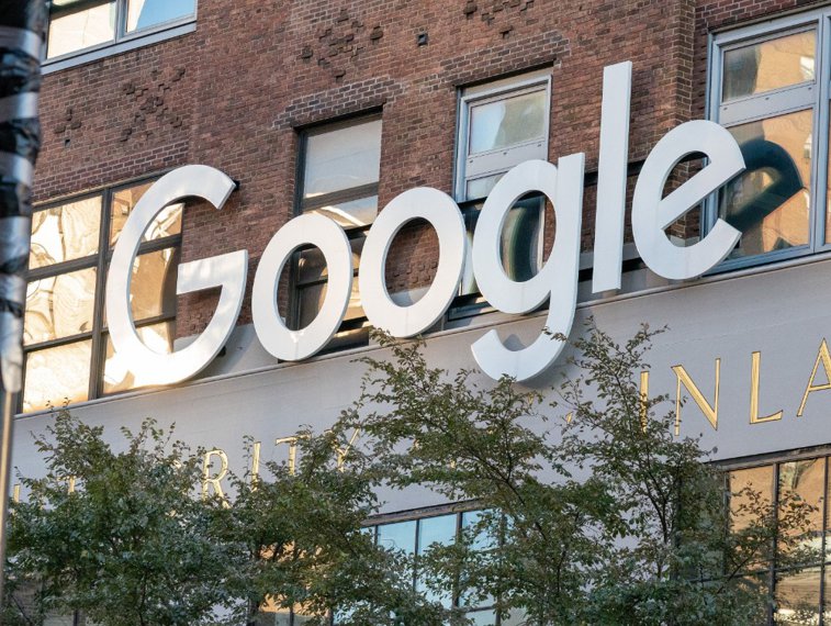 Imaginea articolului Google donează 25 de milioane de euro pentru combaterea fenomenului fake news