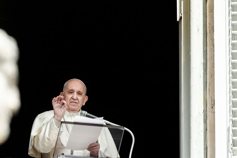 Imaginea articolului Papa Francisc s-a întors la balconul bazilicii Sf. Petru în ziua în care se împlinesc 515 ani de la momentul când Papa Iulian al II-lea a pus prima piatră de temelie