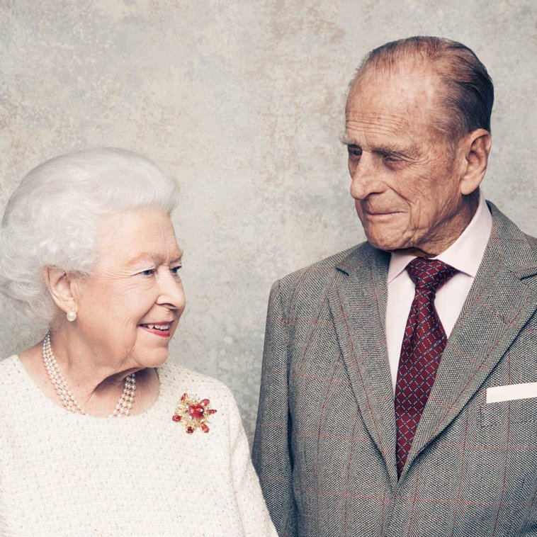 Imaginea articolului Astăzi este ziua Reginei Elisabeta a II-a. Este prima aniversare fără prinţul Philip