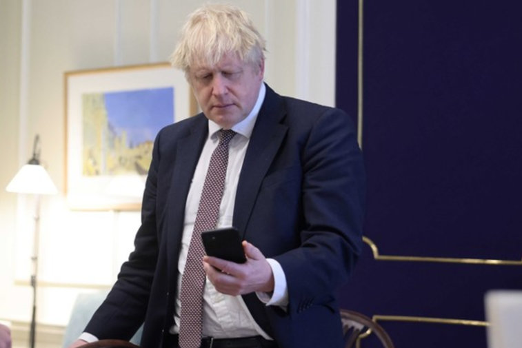 Imaginea articolului Alo, Boris Johnson? Numărul de telefon al premierului din Marea Britanie, public pe Internet