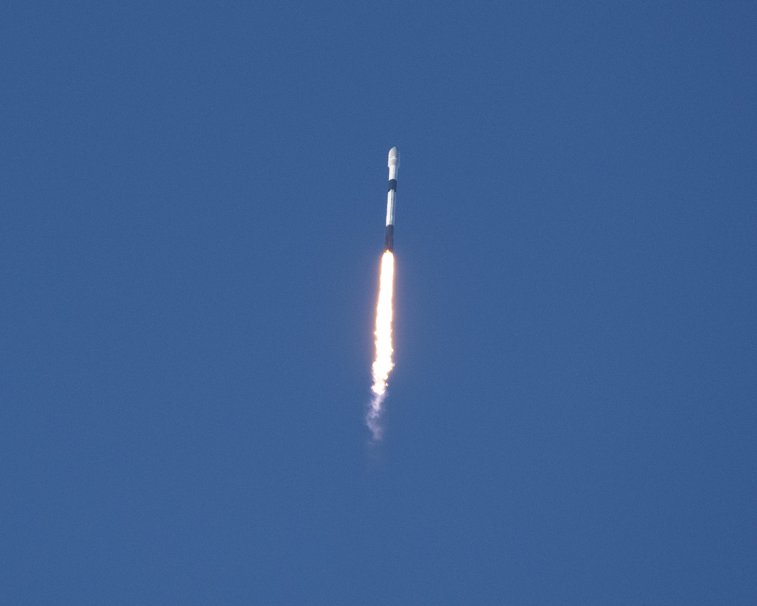 Imaginea articolului Space X trimite noi sateliţi în spaţiu
