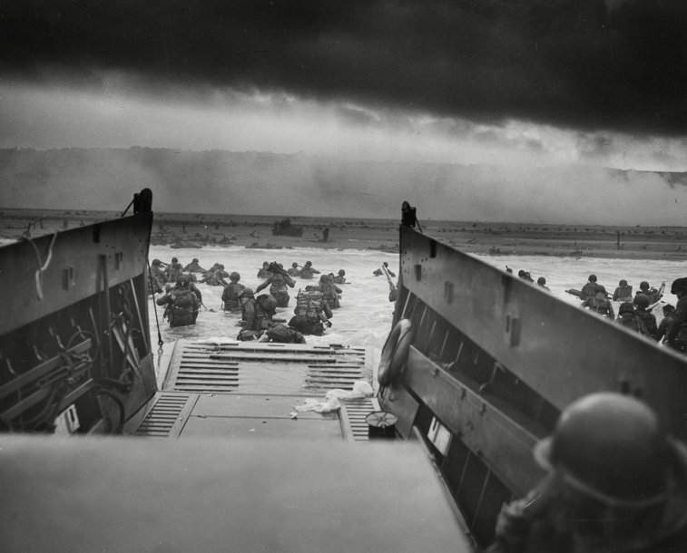 Imaginea articolului ”Debarcarea din Normandia”, comemorată de un singur veteran de război
