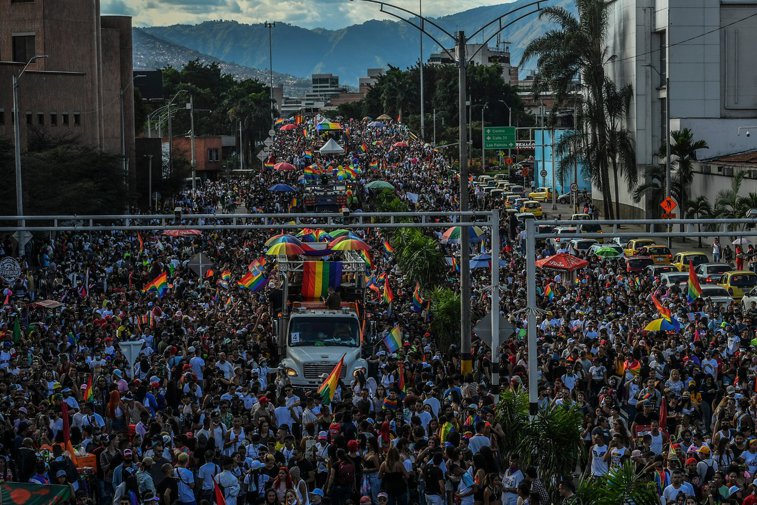 Imaginea articolului Parada LGBT a revenit în Columbia, fără restricţii. Mii de oameni au mărşăluit pe străzi