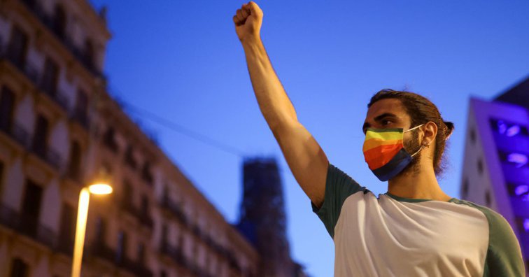 Imaginea articolului VIDEO Proteste masive în Spania după ce un tânăr din comunitatea LGBTQ+ a fost bătut până la moarte
