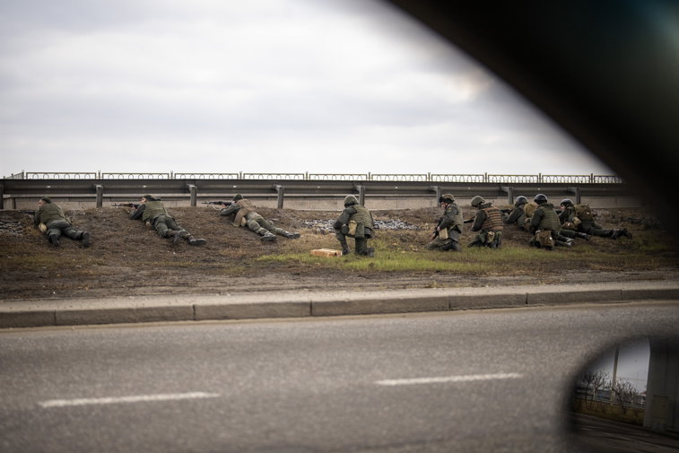 Imaginea articolului Apărare Capitalei: Armata ucraineană se poziţionează în Kiev şi în jurul oraşului, în aşteptarea trupelor ruseşti