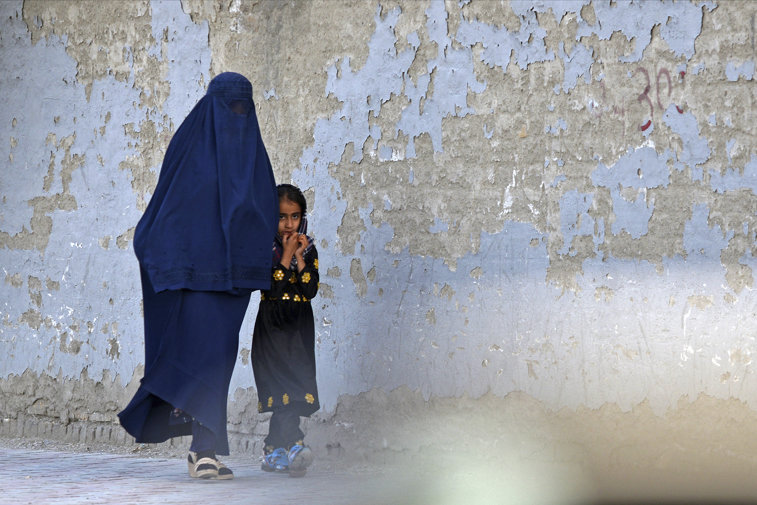 Imaginea articolului Statele Unite ameninţă guvernul taliban cu sancţiuni dacă nu vor respecta drepturile femeilor