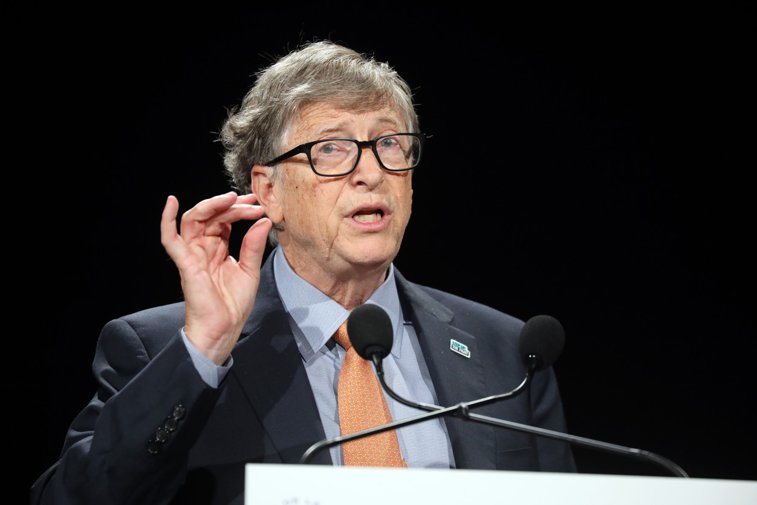 Imaginea articolului Miliardarul Bill Gates critică spaţiul crypto, spune că NFT-urile se bazează pe „teoria prostului mai mare”