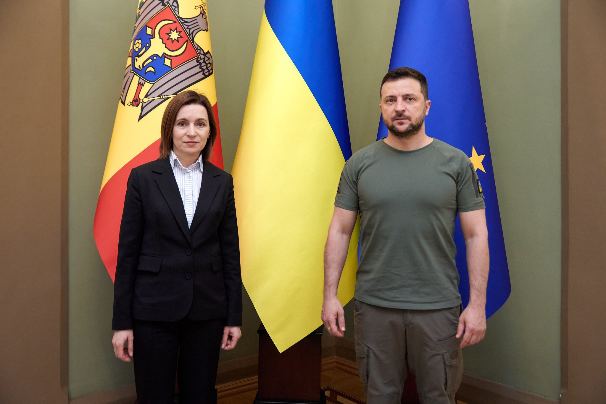 Moldova pregăteşte sancţiuni pentru cetăţenii care luptă de partea Rusiei în Ucraina. Maia Sandu vorbeşte despre (...)