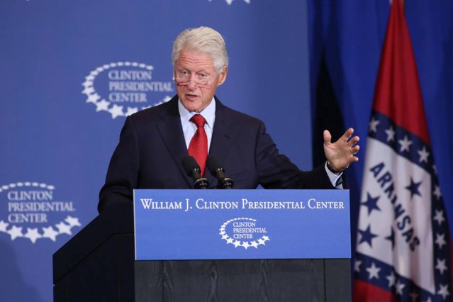 Bill Clinton, testat pozitiv pentru Covid-19|EpicNews
