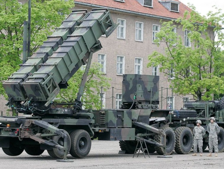Imaginea articolului Germania refuză să trimită sisteme de apărare antiaeriană Patriot Ucrainei. Ce motiv invocă