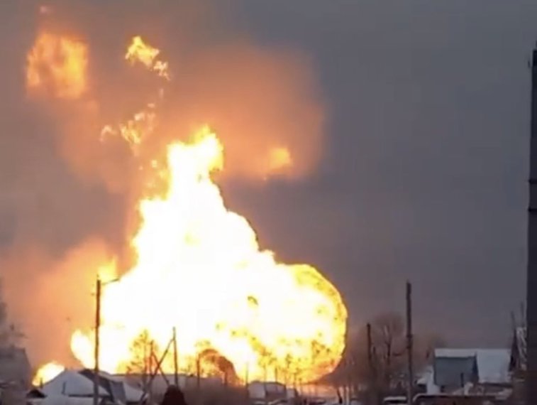 Imaginea articolului VIDEO Explozie la o conductă de gaze în Siberia