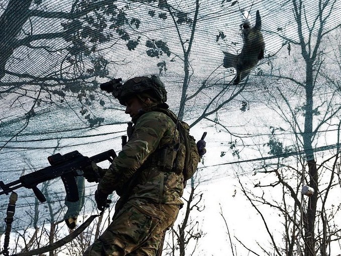 Imaginea articolului Războiul din Ucraina, ziua 311. Final de an, dar nu şi al confruntărilor. Ministru ucrainean: Rusia pregăteşte închiderea frontierei şi un nou ordin de mobilizare. Zece explozii au fost auzite în Kiev, o persoană a decedat
