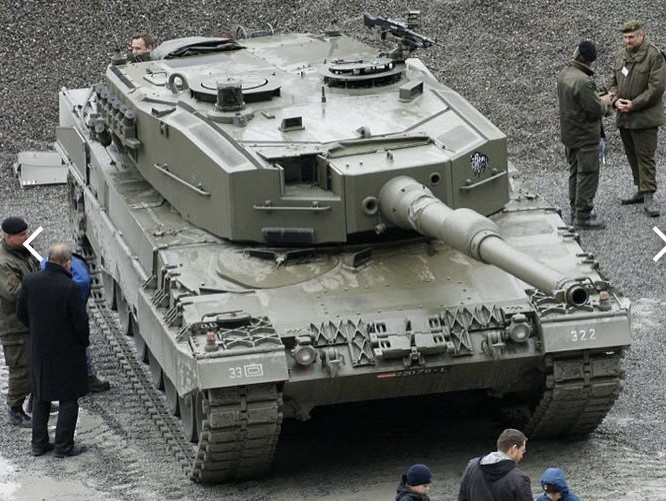 Imaginea articolului Finlanda aşteaptă ca Europa să-i dea undă verde pentru a trimite tancuri Leopard 2 Ucrainei
