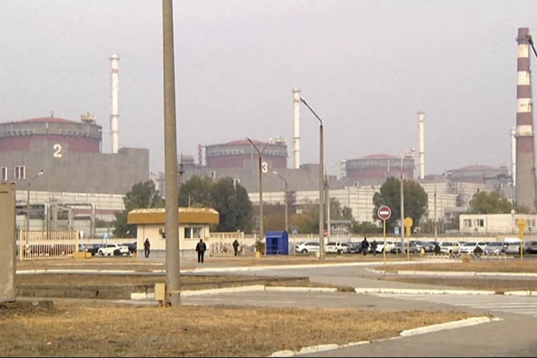 Imaginea articolului Avertismentul directorului AIEA. Riscul unui accident nuclear la centrala Zaporojie creşte, în timp ce Ucraina şi Rusia pregătesc operaţiuni militare