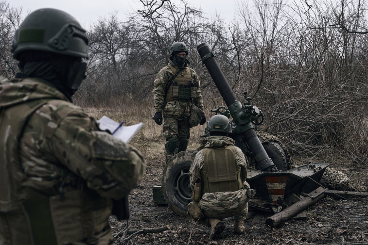 Imaginea articolului Războiul din Ucraina, ziua 381. Contraofensiva ucraineană se lasă aşteptată. Aliaţii occidentali oferă pachete de antrenament militarilor ucraineni. Rusia bombardează masiv estul ţării