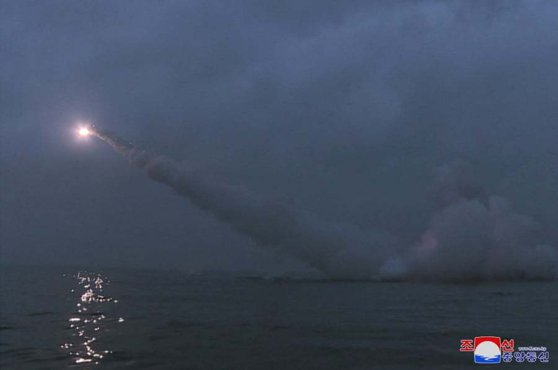 Imaginea articolului Coreea de Nord a testat rachete de croazieră lansate de la bordul unui submarin