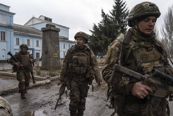 Imaginea articolului Ucrainenii susţin că au respins peste 40 de atacuri ale ruşilor în ultimele 24 de ore