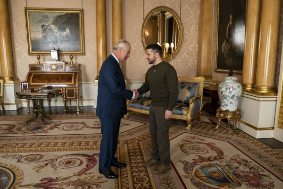 Imaginea articolului Preşedintele Zelenski l-a felicitat pe Regele Charles al III-lea: adevărat prieten al Ucrainei 