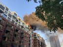 Imaginea articolului Un incendiu masiv la un complex din Amsterdam a mistuit 95 de apartamente