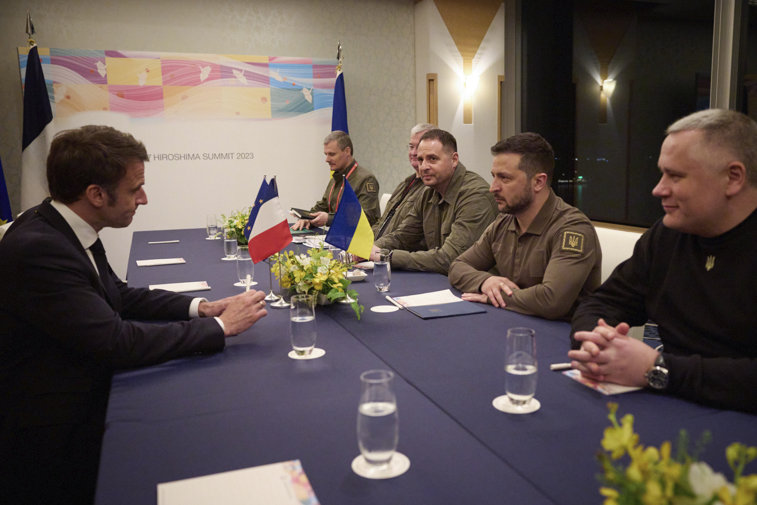 Imaginea articolului Macron: Franţa va furniza Ucrainei asistenţă umanitară, în contextul distrugerii barajului 
