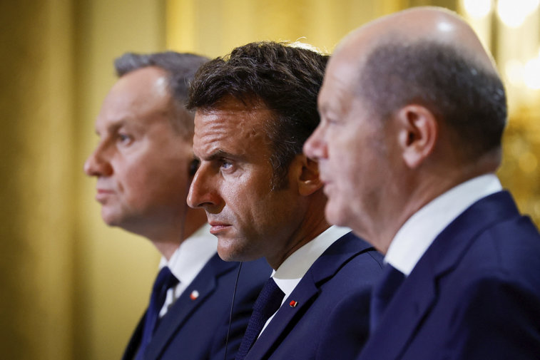 Imaginea articolului Olaf Scholz: Germania, Franţa şi Polonia menţin susţinerea pentru Ucraina "cât va fi necesar"