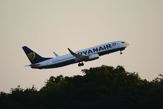Imaginea articolului Ryanair oferă scuze deoarece o însoţitoare de zbor a spus că Tel Aviv se află în Palestina