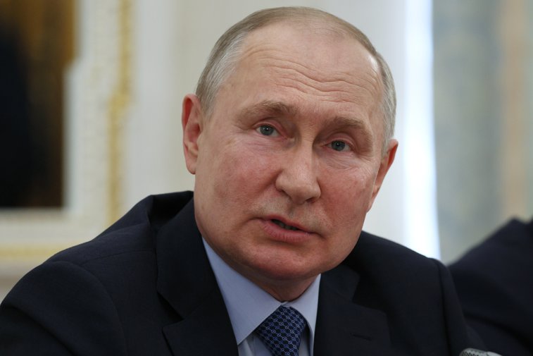 Imaginea articolului Vladimir Putin anunţă că a trimis deja arme nucleare în Belarus