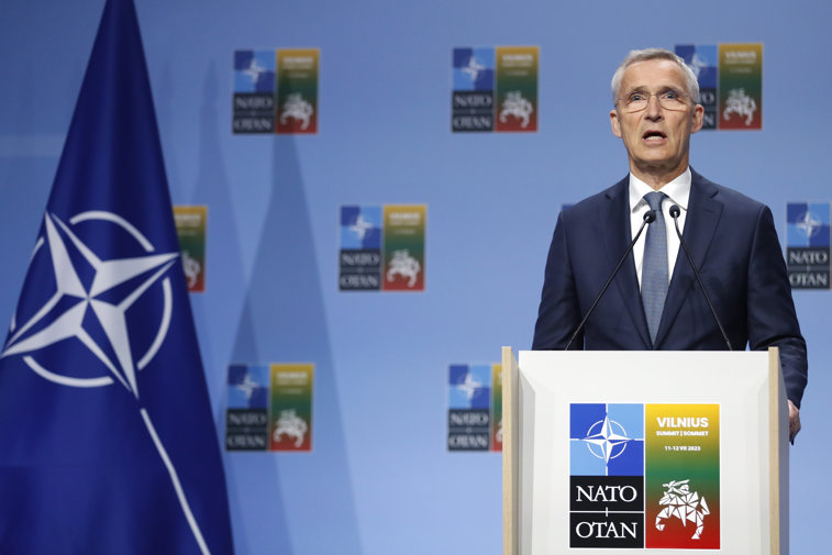 Imaginea articolului Jens Stoltenberg: NATO nu consideră China adversar, dar acţiunile Beijingului generează riscuri