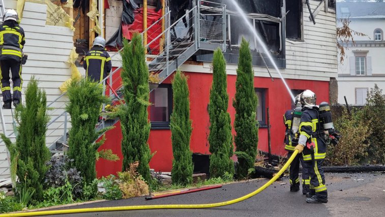 Imaginea articolului Bilanţul incendiului din Franţa a ajuns la 11 morţi / Premierul Elisabeth Borne este la faţa locului