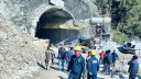 Imaginea articolului Salvatorii indieni declară că sunt foarte aproape de a ajunge la cei 41 de bărbaţi blocaţi într-un tunel