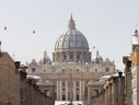 Imaginea articolului Baldachinul din Bazilica Sfântul Petru a intrat în restaurare