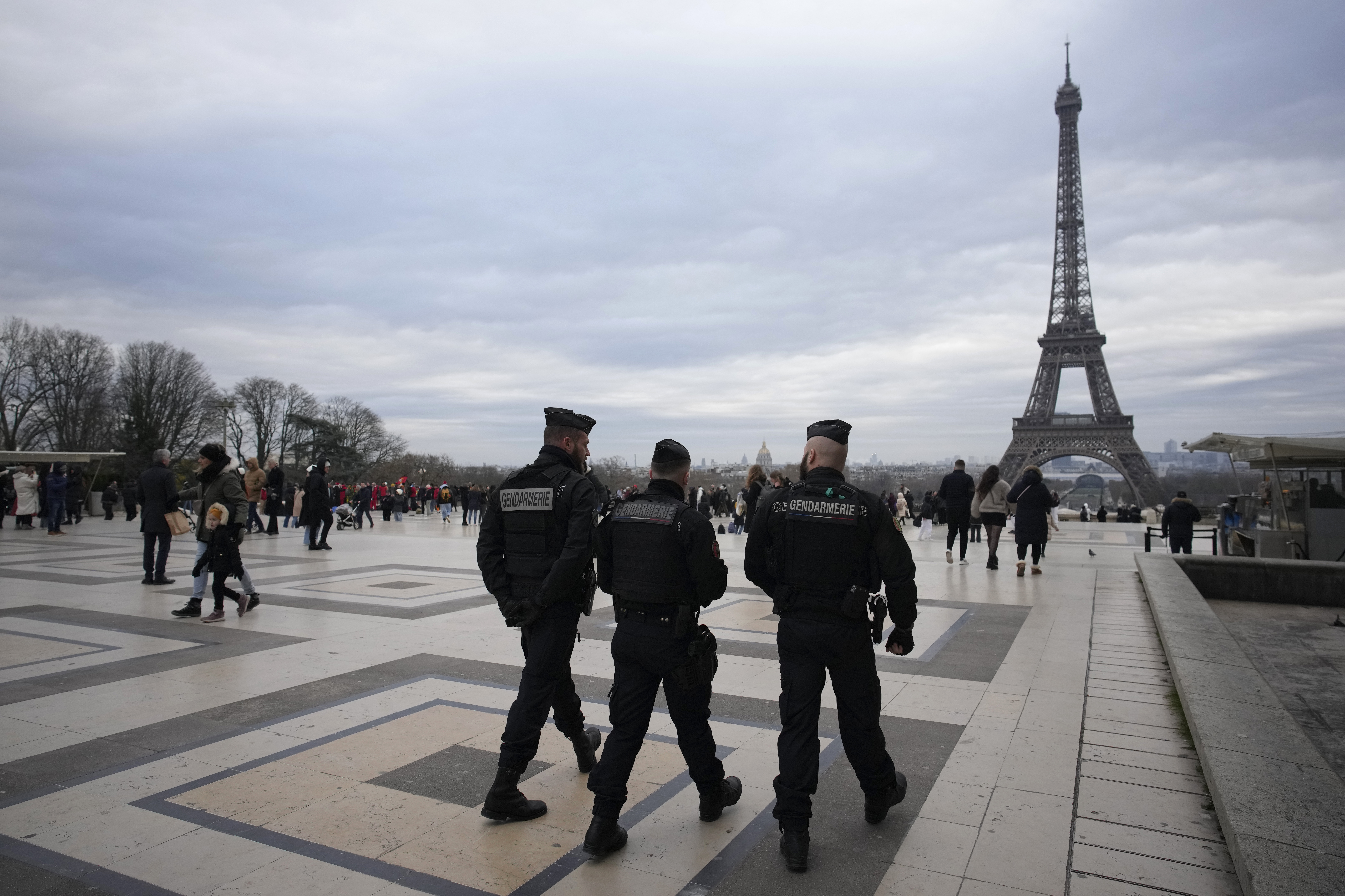Franţa intensifică securitatea la Jocurile Olimpice şi cere ajutor de la alte ţări