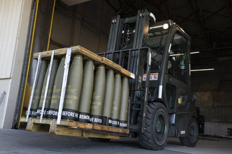 Imaginea articolului Franţa va trimite vehicule blindate şi rachete în Ucraina