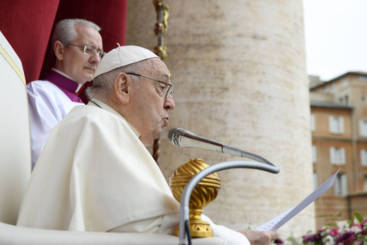 Imaginea articolului Papa Francisc: Destul război, suficientă violenţă!