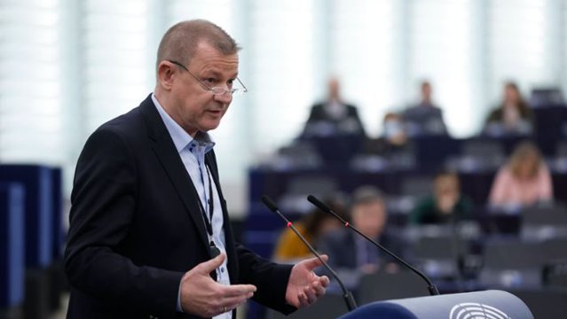 Eurodeputatul german Markus Pieper renunţă la nominalizarea controversată|EpicNews