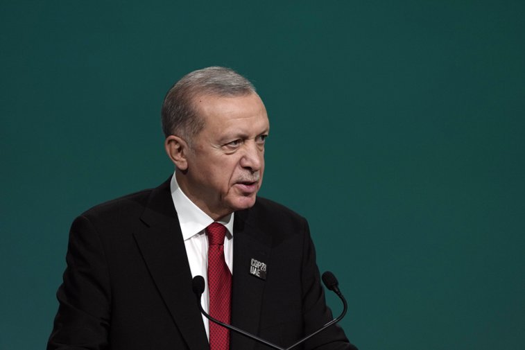 Imaginea articolului Vizită surprinzătoare a lui Erdogan. Preşedintele Turciei a mers în Irak
