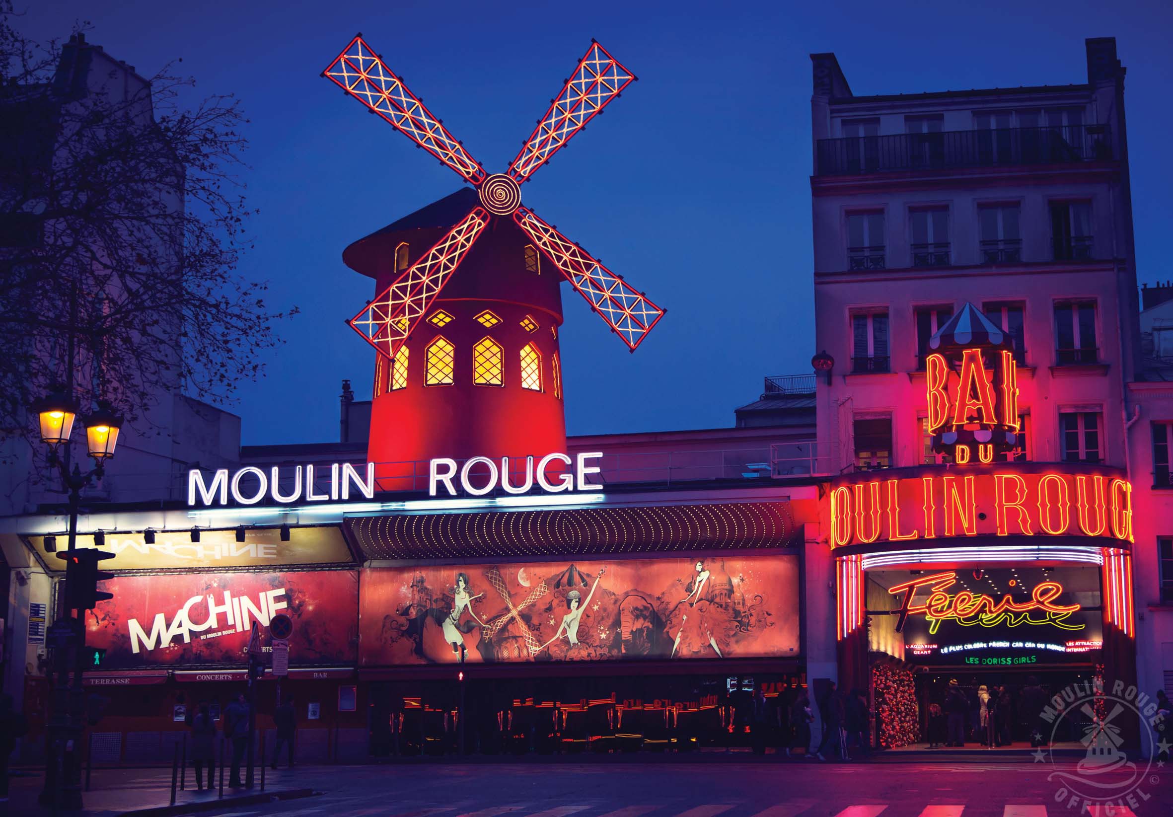 Morişca de vânt de pe cabaretul Moulin Rouge a căzut