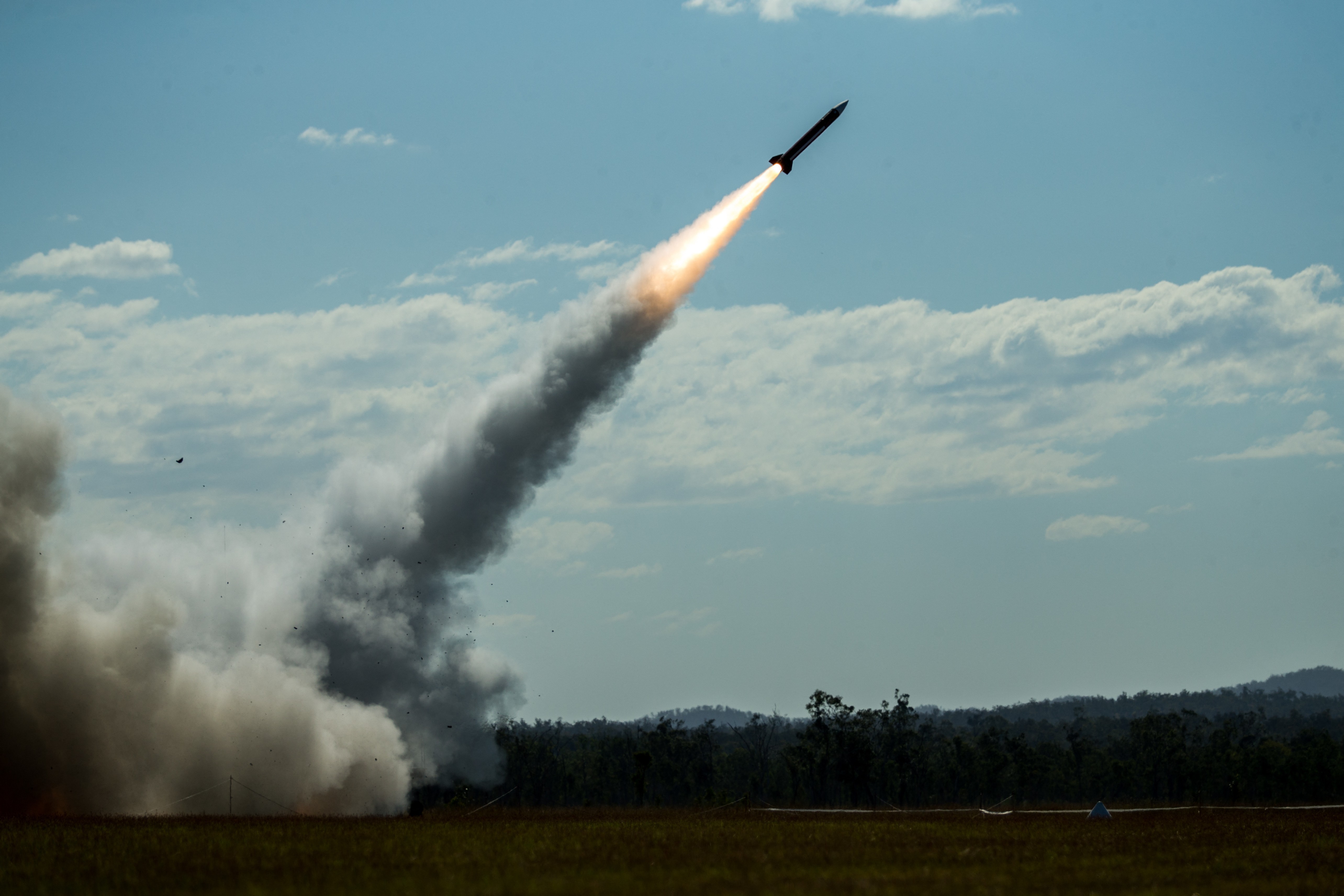 Ucraina foloseşte pentru prima oară rachete americane cu rază de acţiune mai mare contra Rusiei
