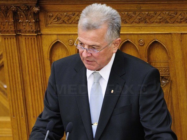 Imaginea articolului Parlamentul l-a ales pe Pal Schmitt în funcţia de preşedinte al Ungariei