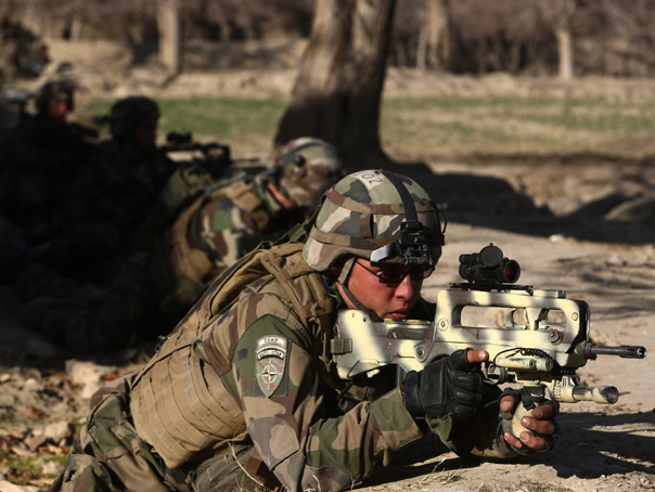 Imaginea articolului Aproximativ 1.400 de militari francezi rămân în Afganistan şi după 2012