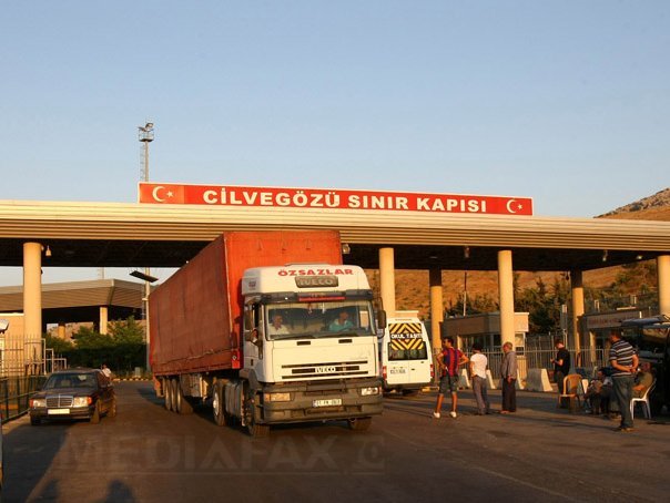 Imaginea articolului MAE: Traficul la toate punctele de frontieră ale Turciei cu Siria, închis temporar